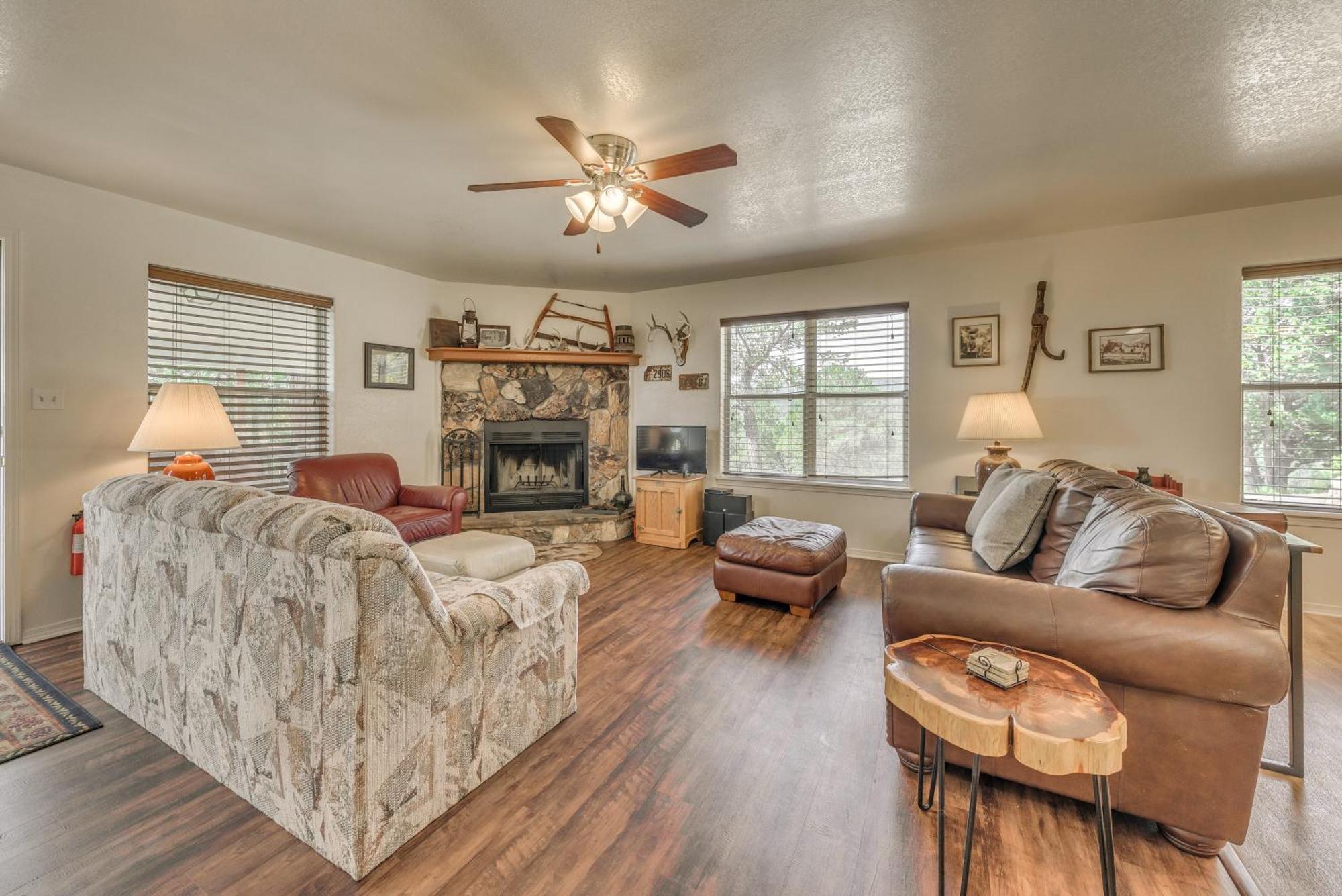 Hillside Haven With Deck Less Than 2 Miles To Dwtn Ruidoso! Exterior foto